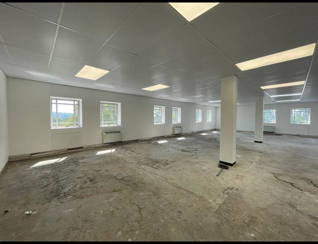 187.60M² OFFICE TO LET IN RIVONIA